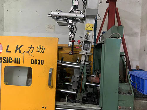 zinc alloy custom casting machine