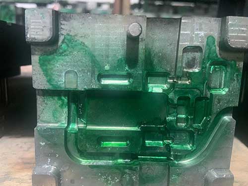 zinc alloy casting die